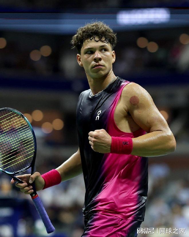 综合来看 综合来看