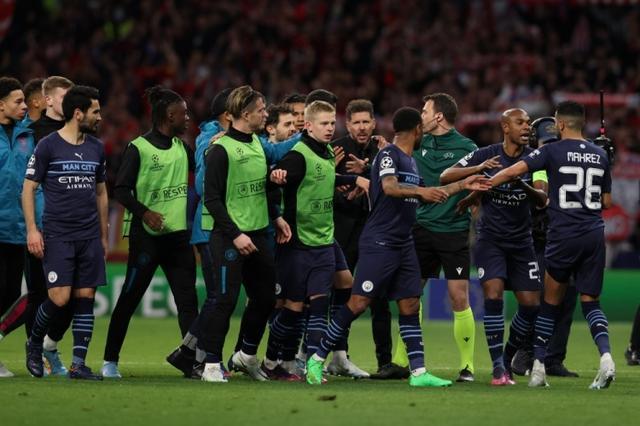 而以拉扯换 而以拉扯换