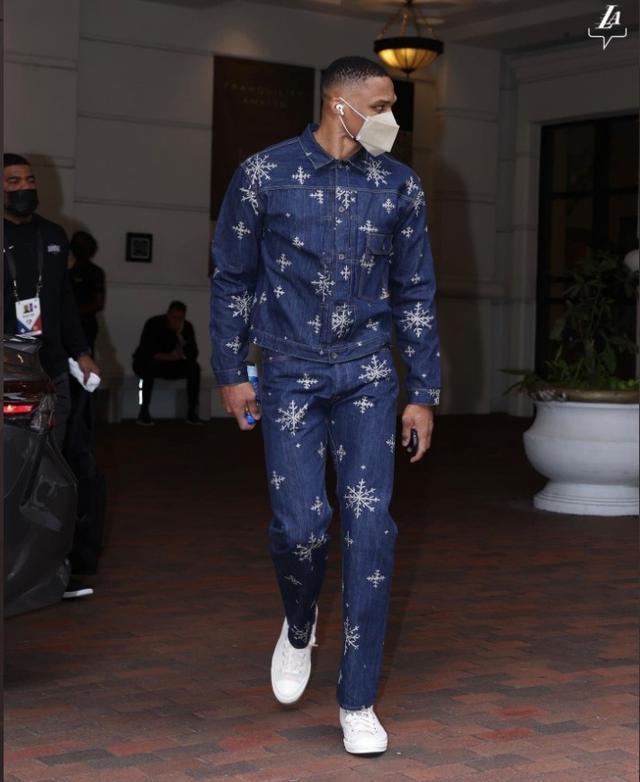 形成媒体话 形成媒体话